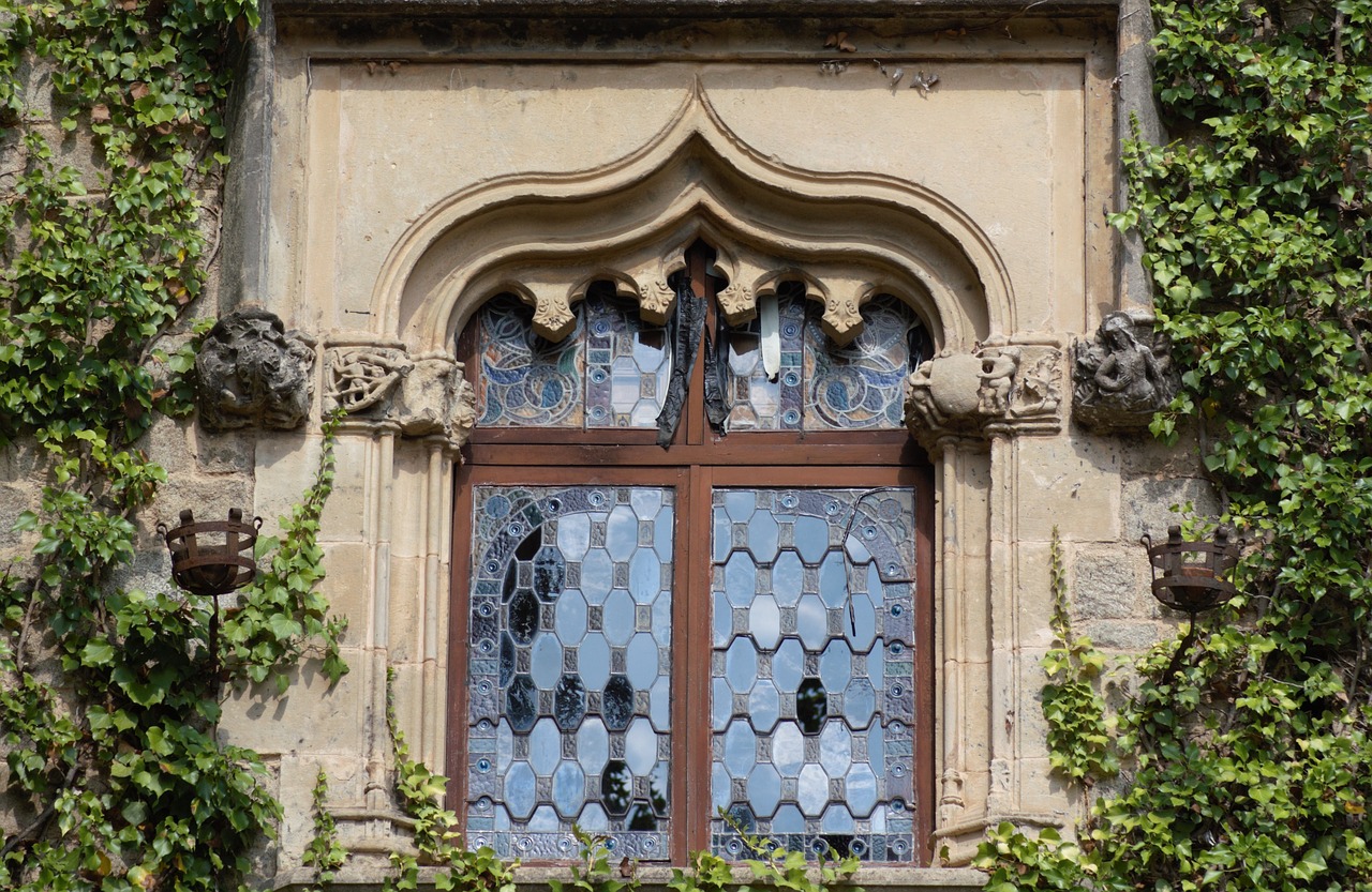 window  castell de santa florentina  castle free photo