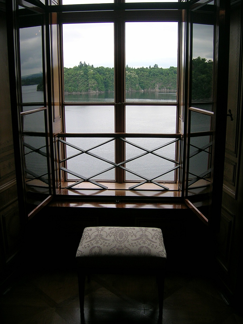 window chair lake free photo