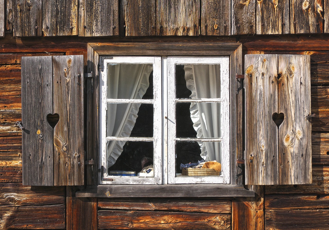 window  wooden windows  shutter free photo