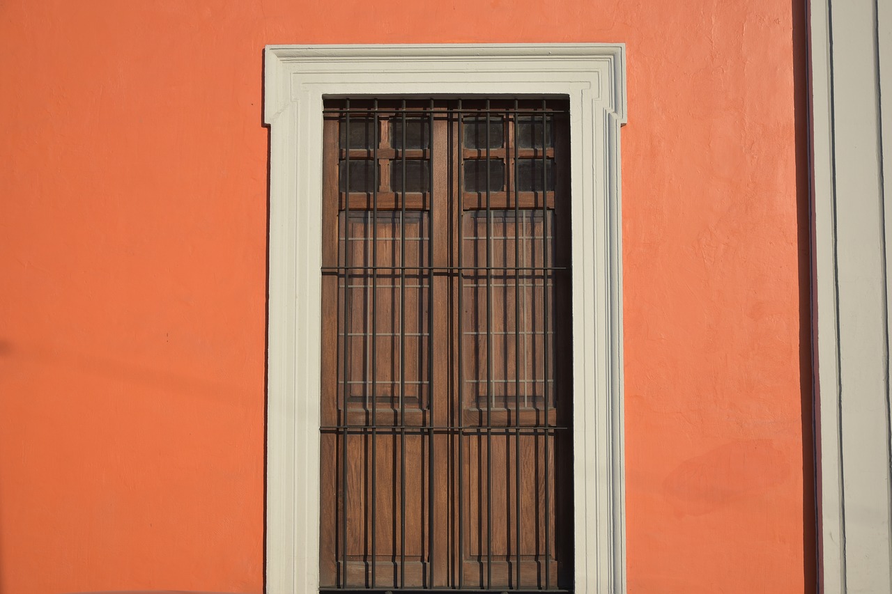 window  street  orange free photo