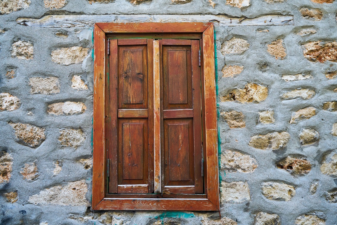 window  wall  stone free photo