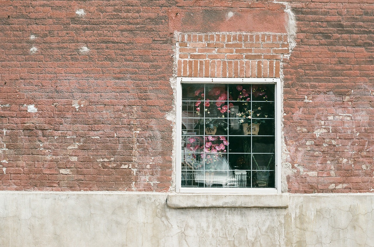 window building brick free photo