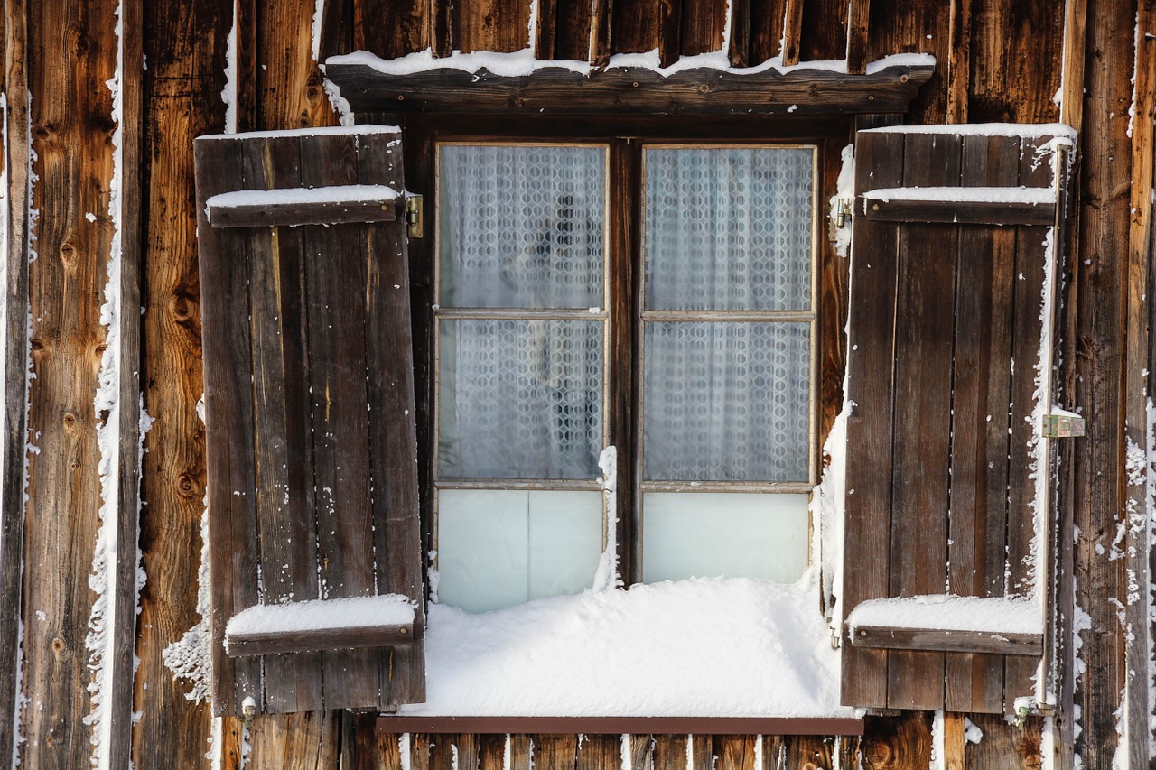 window winter snow free photo