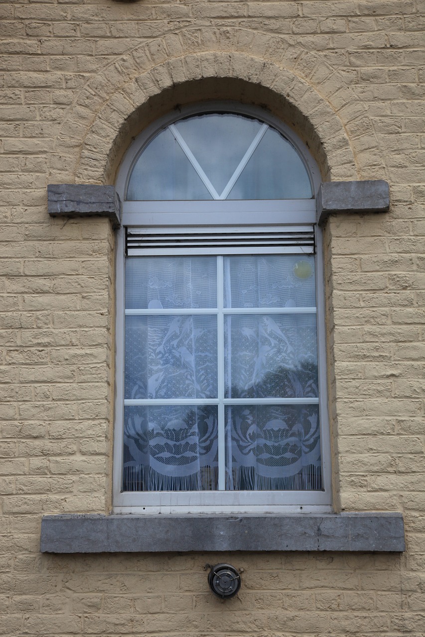 window drapes yellow free photo