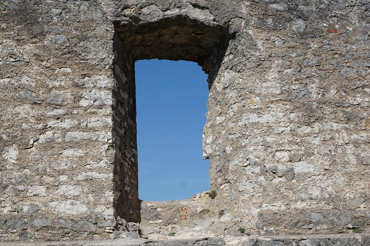 window ruin wall free photo