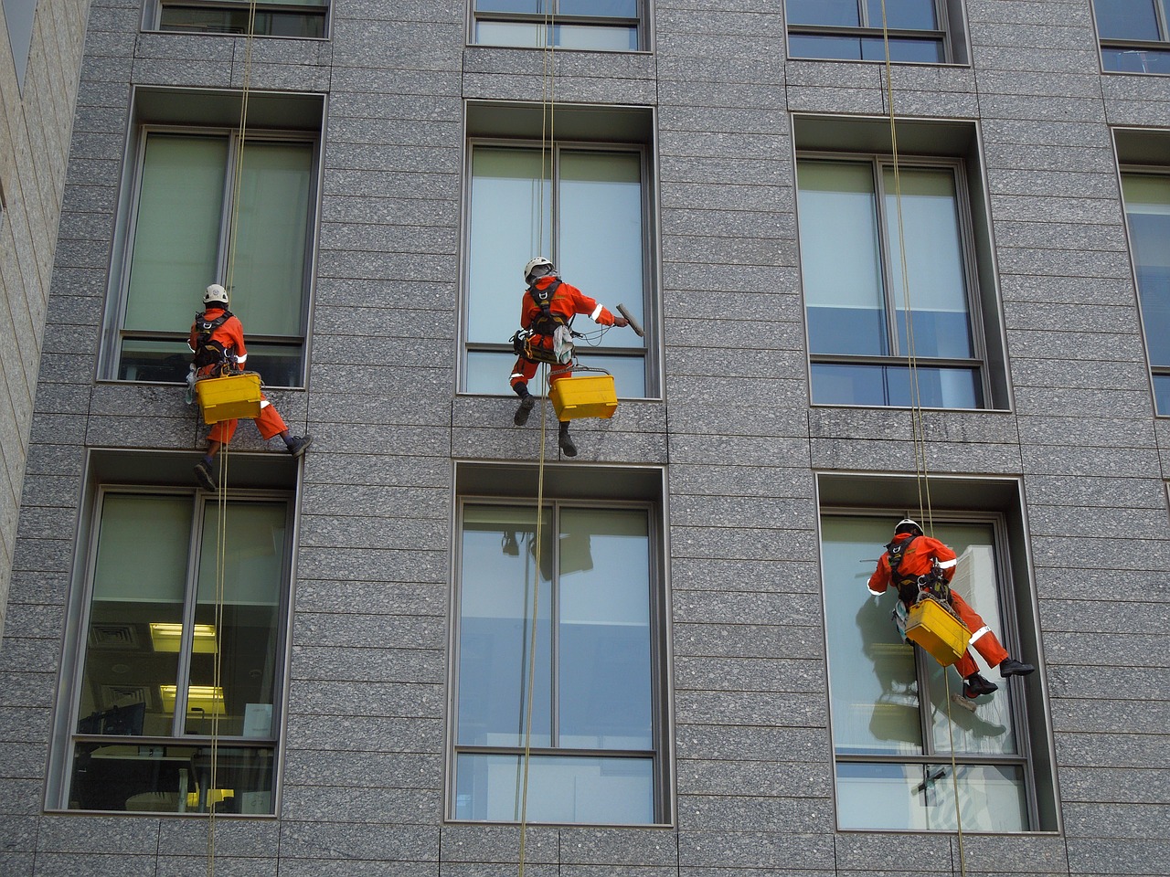 window cleaning services free photo