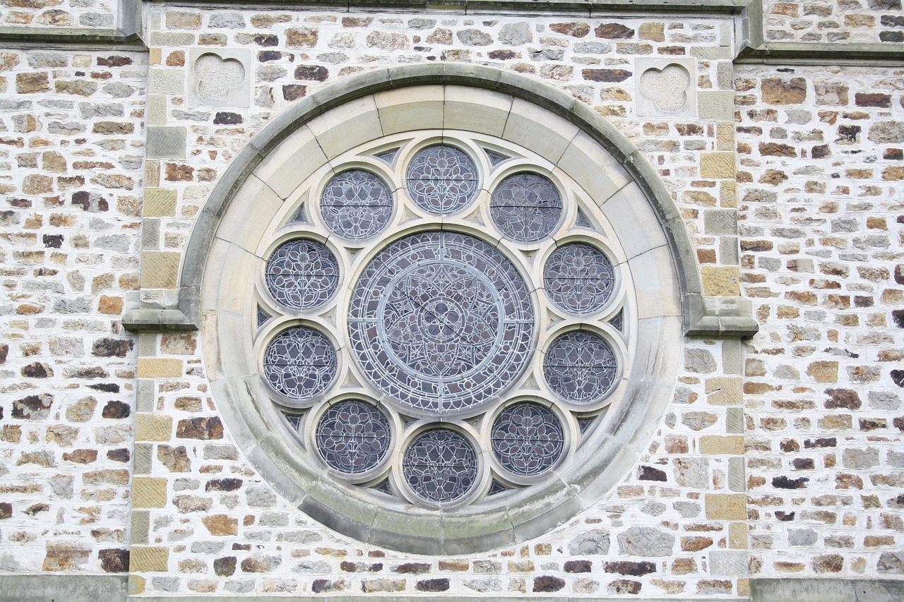 window church rosette free photo