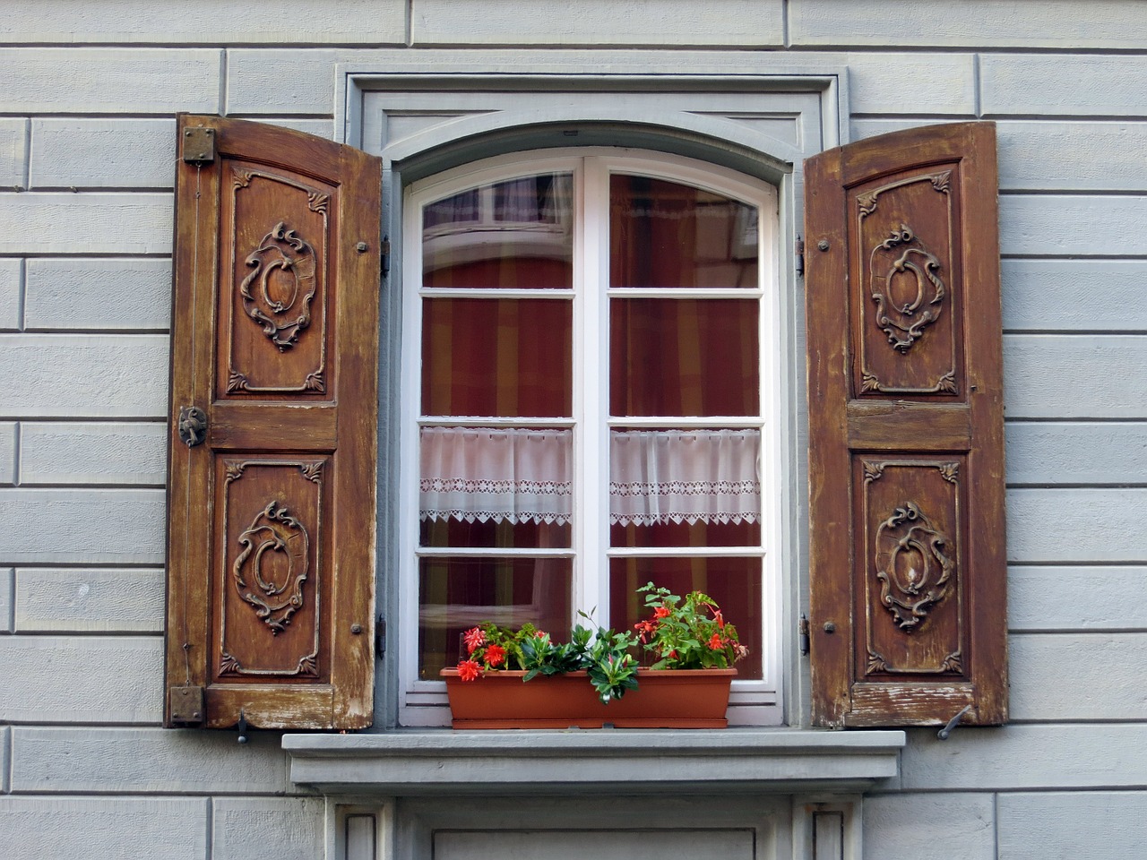 window shutter wood free photo