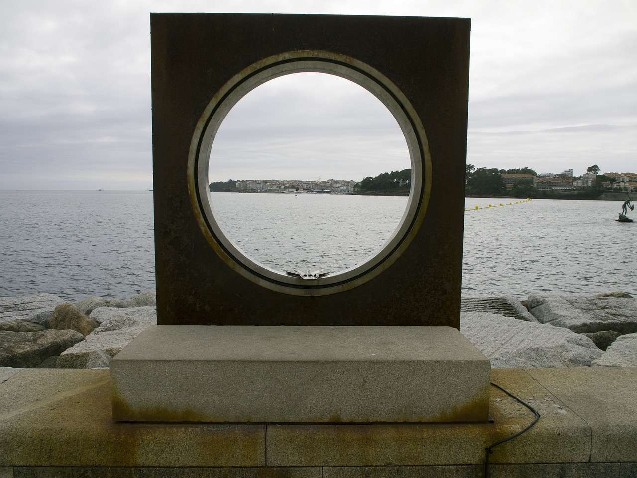 window sea sanxenxo free photo