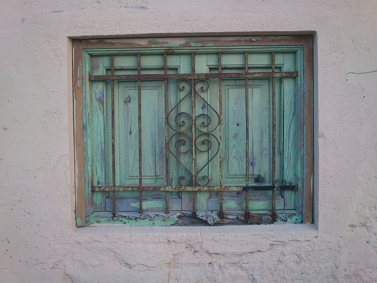 window old colors free photo