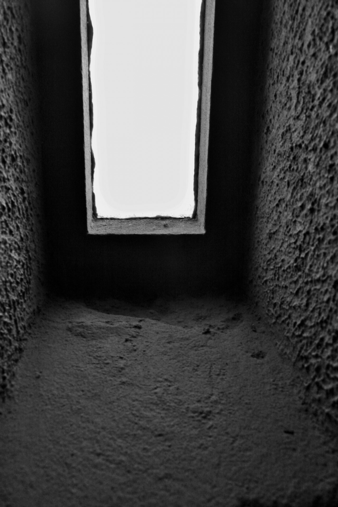 window narrow niche free photo