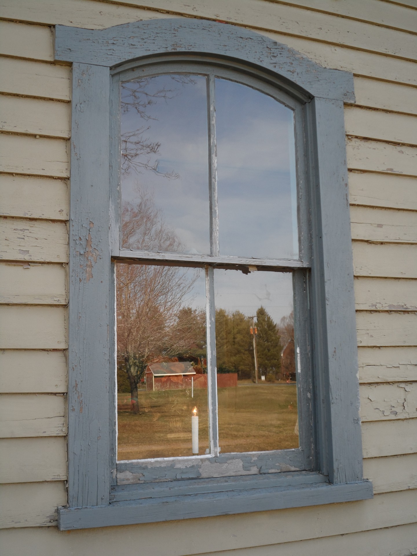 window reflection window weathered window free photo