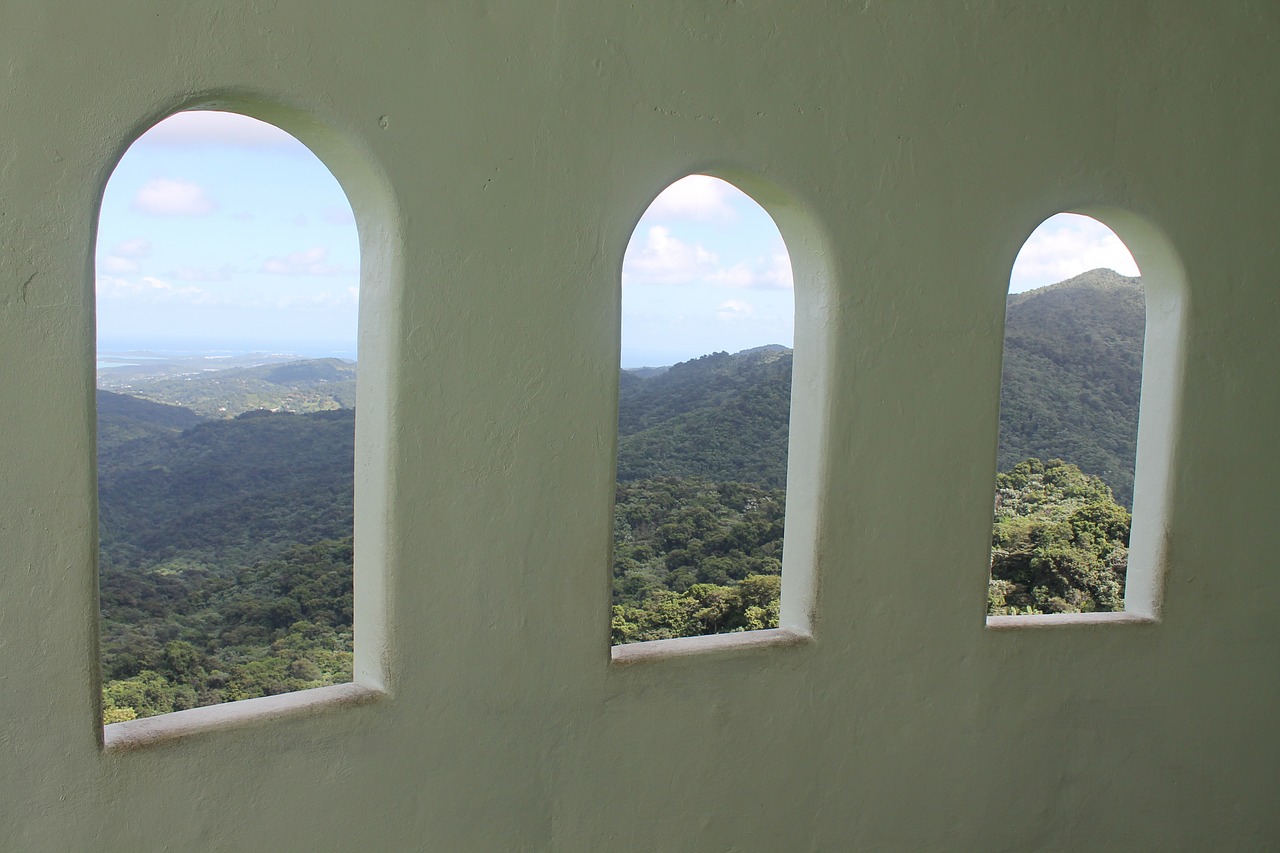 windows roman hills free photo