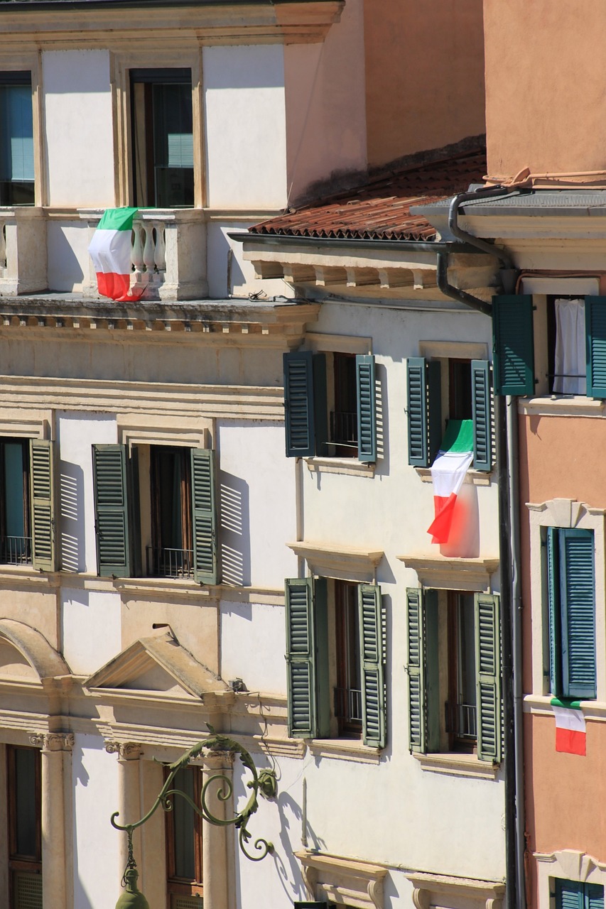 windows verona flag free photo