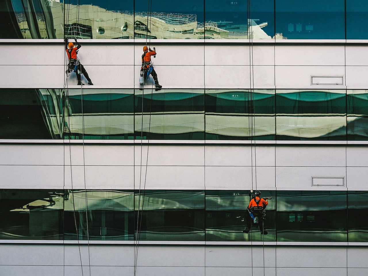 windows washing workers free photo