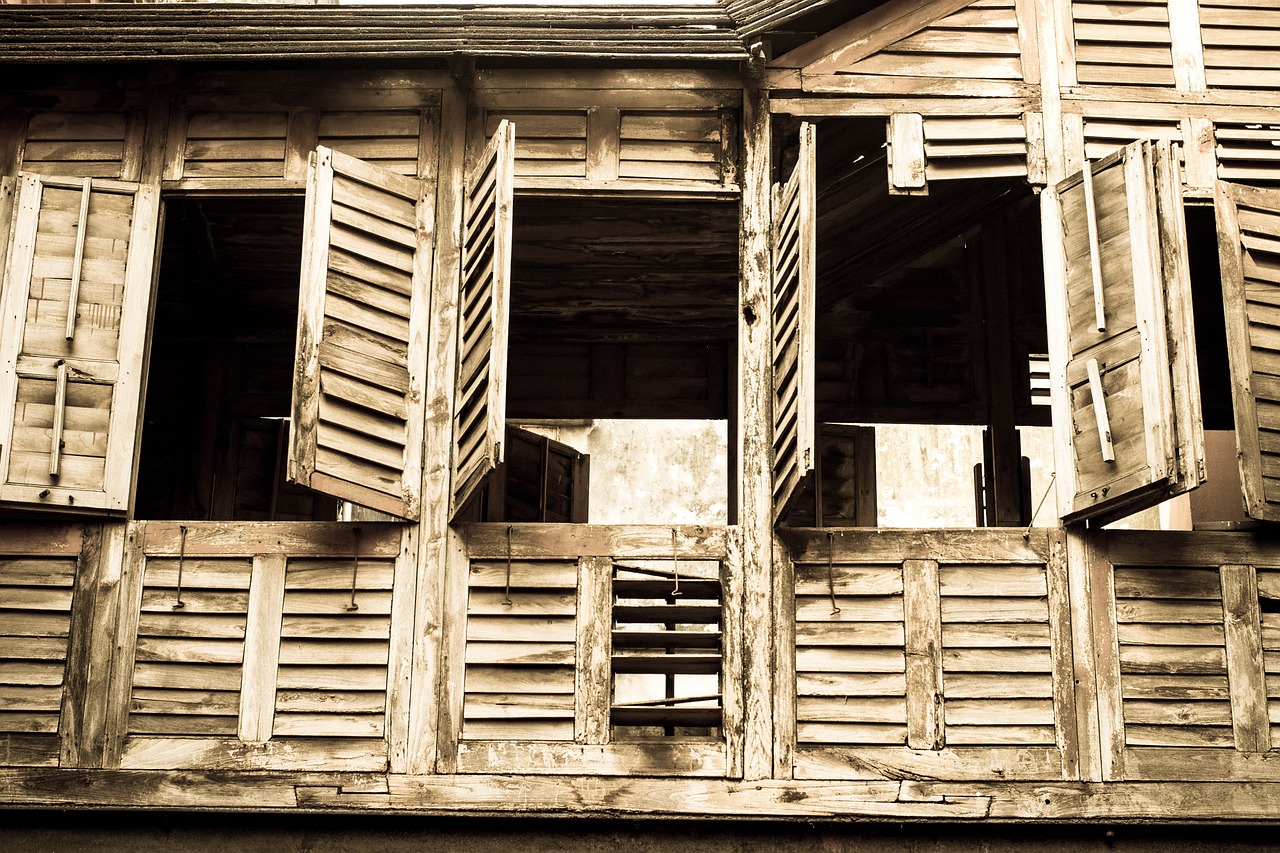 windows shutters architecture free photo