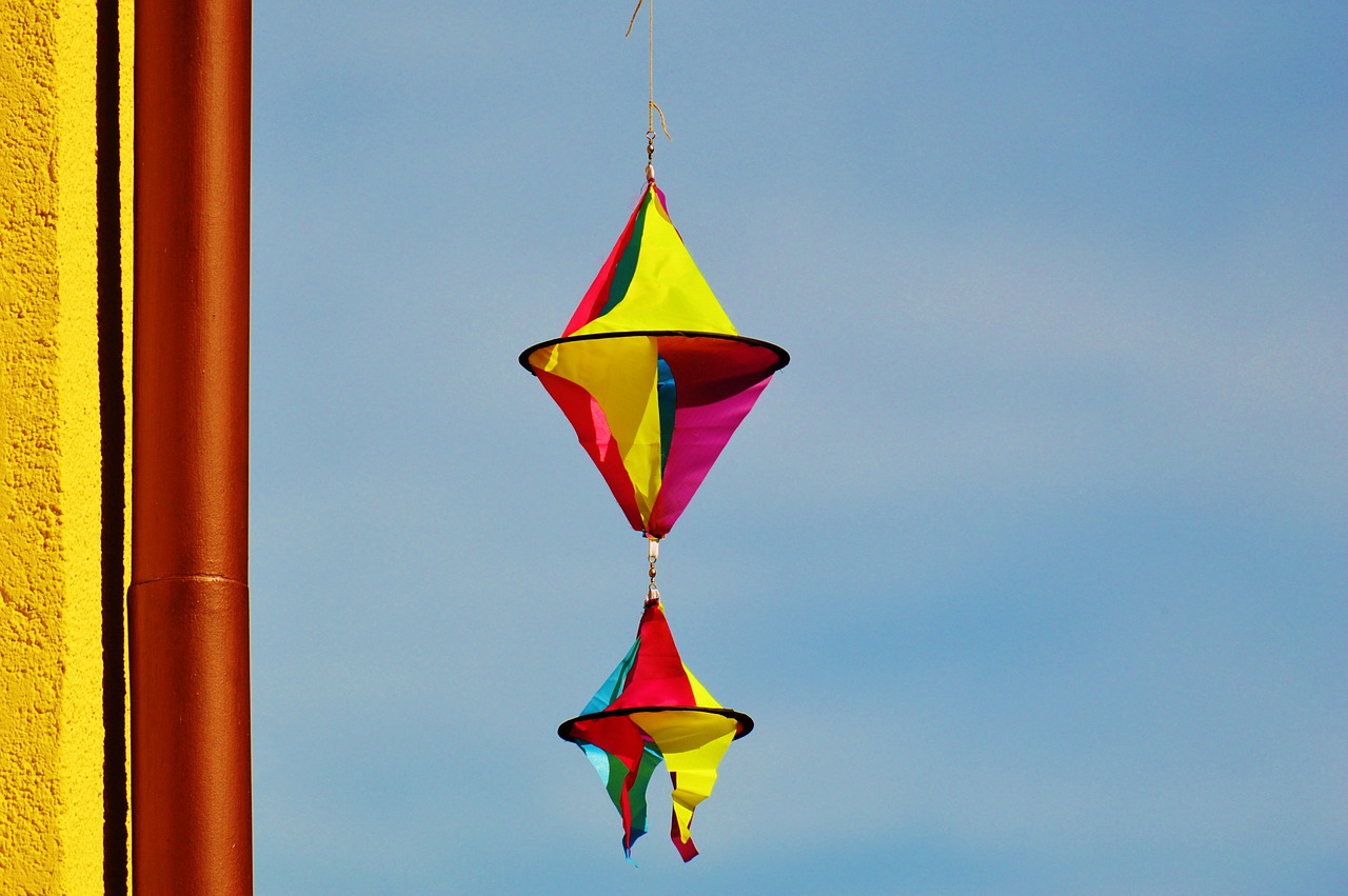 windspiel colorful turn free photo