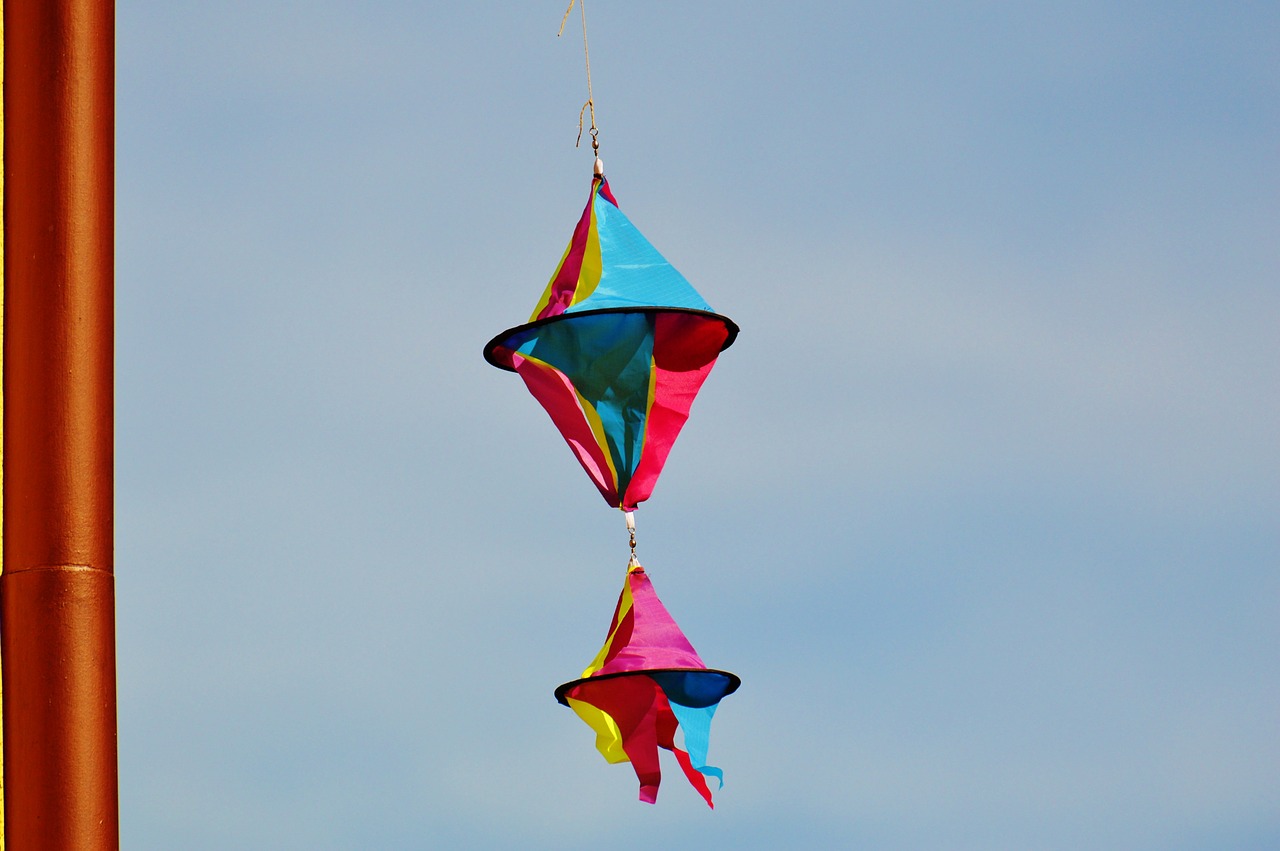 windspiel colorful turn free photo