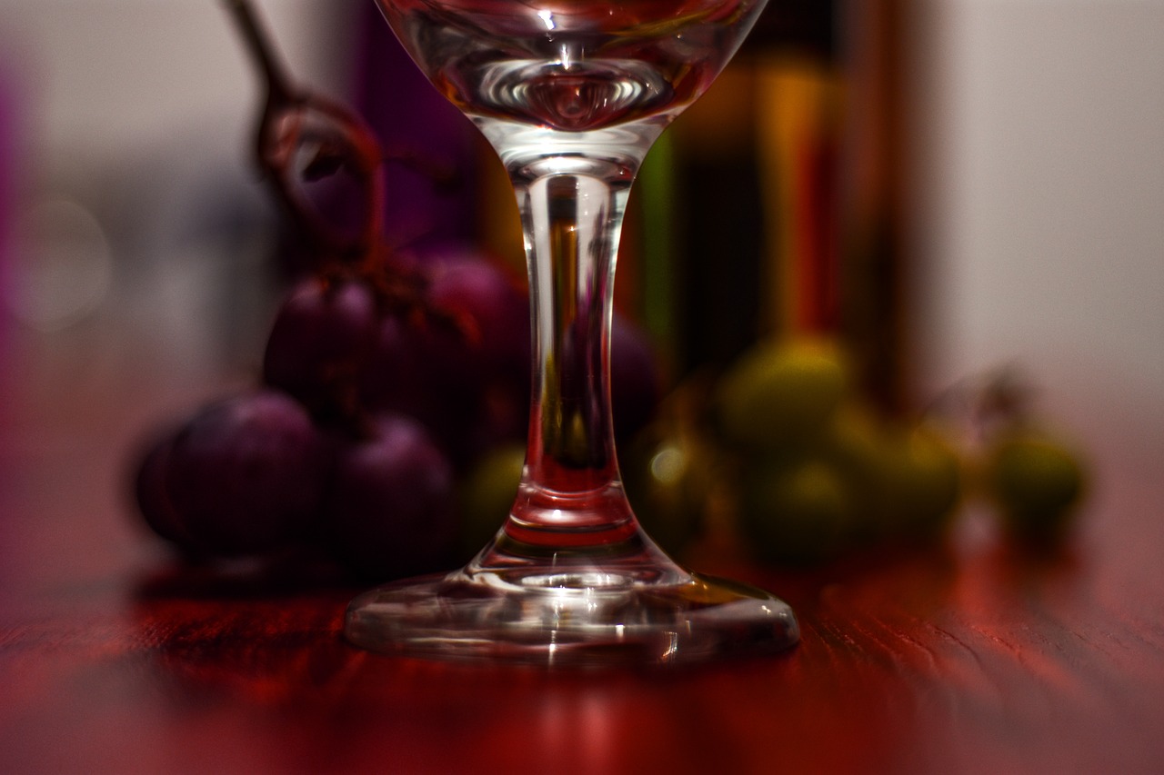 wine  cup  grapes free photo