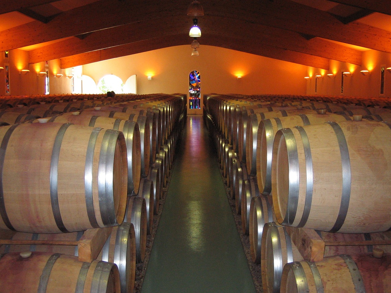 wine keller barrels free photo