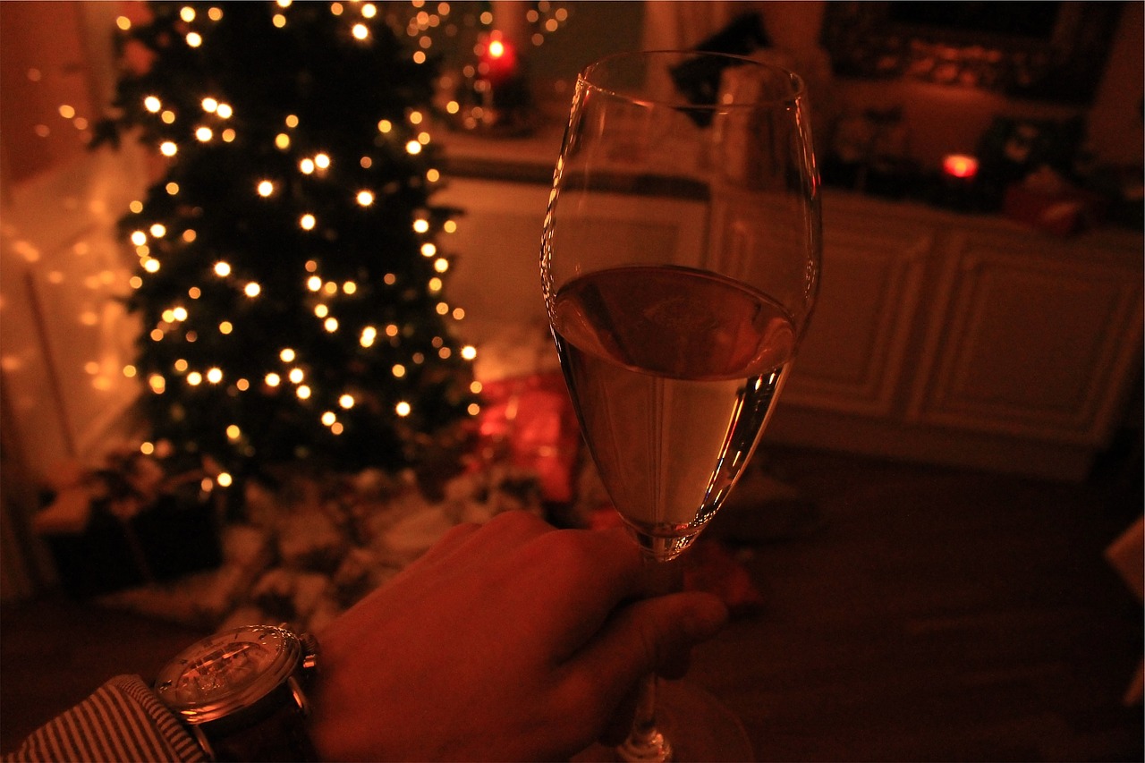 wine glass christmas tree free photo