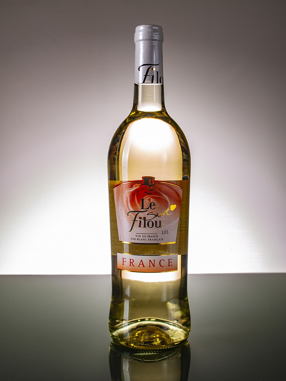 wine bottle  wine  drink free photo