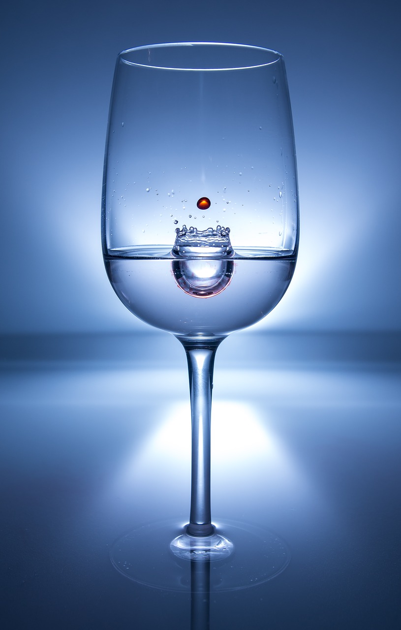 wine glass drip high speed free photo