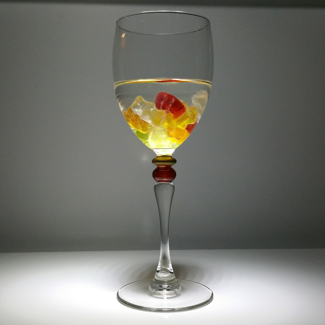 wine glass gummibärchen fruit jelly free photo