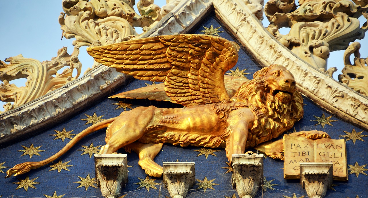 winged lion venice st mark's basilica free photo