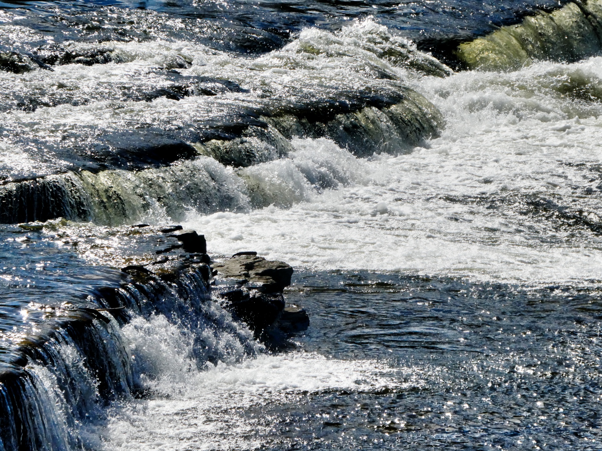 river flow rocks free photo