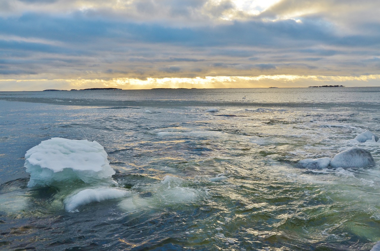 winter sea ice free photo