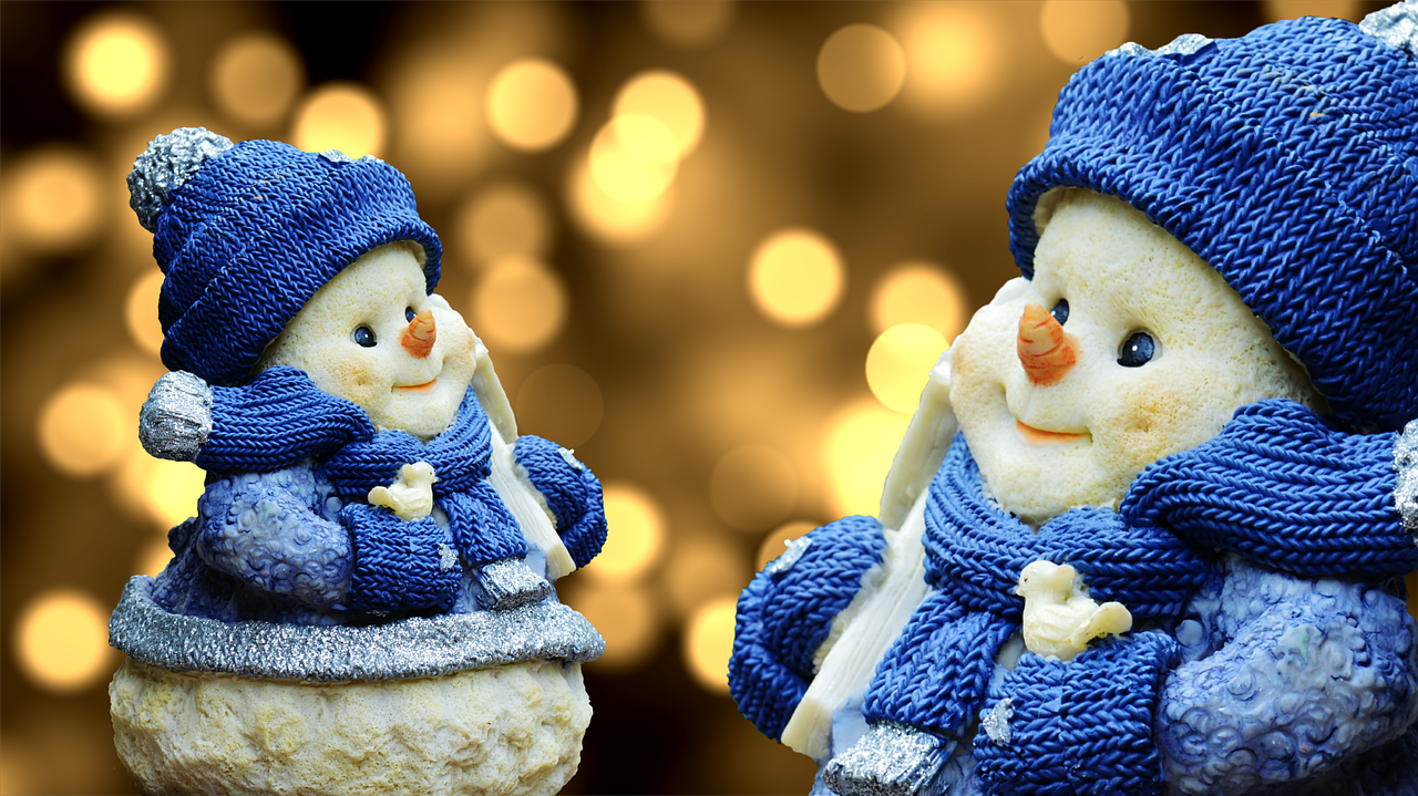 winter snow man christmas free photo