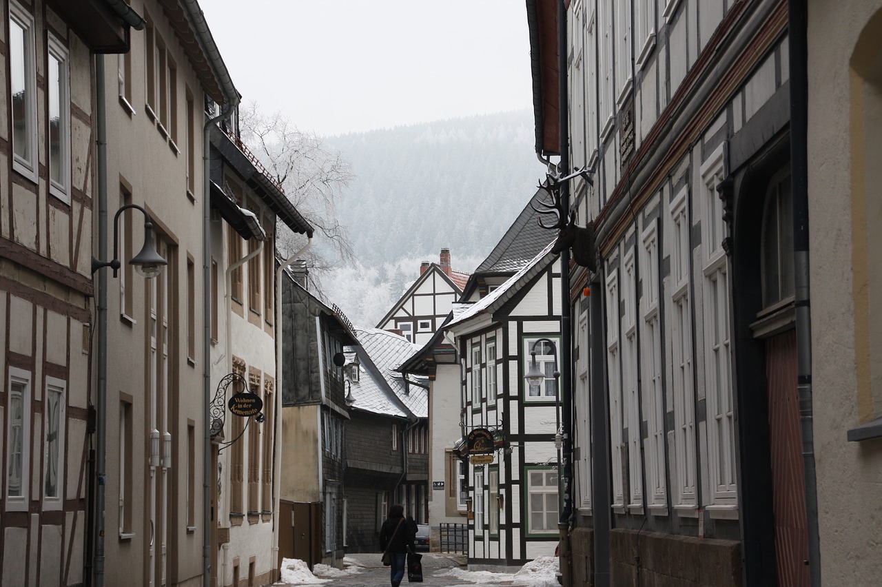 winter village alley free photo