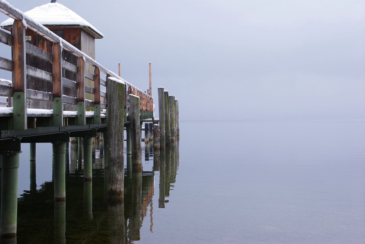 winter lake web free photo