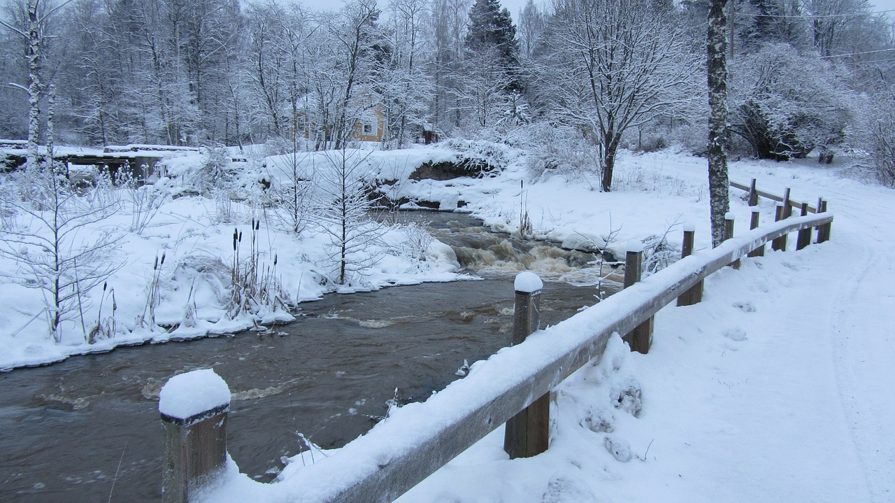 winter snow rapids free photo