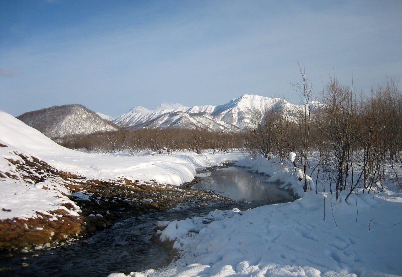 winter snow snowdrifts free photo