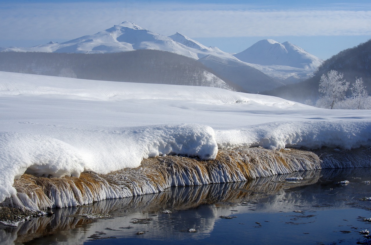 winter river frost free photo