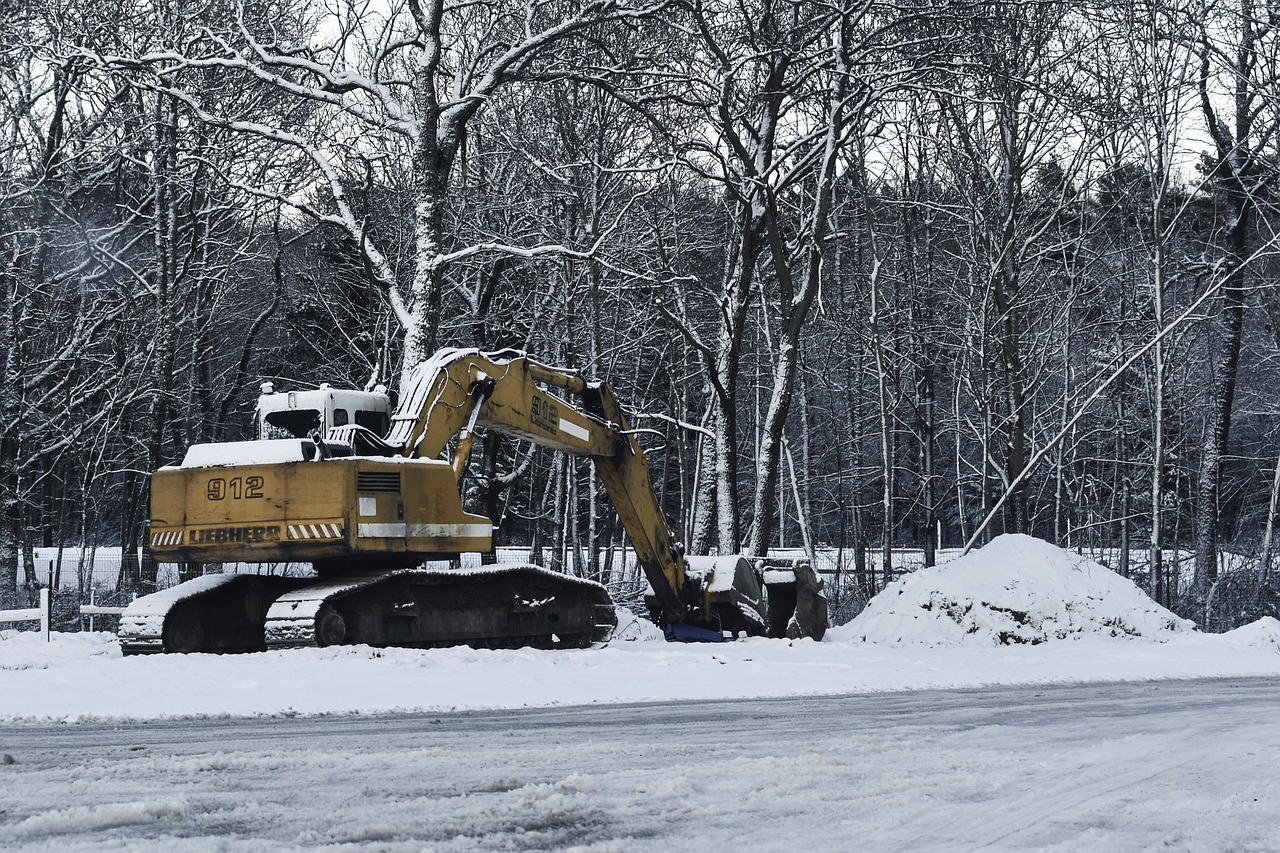 winter  yellow  roadworks free photo