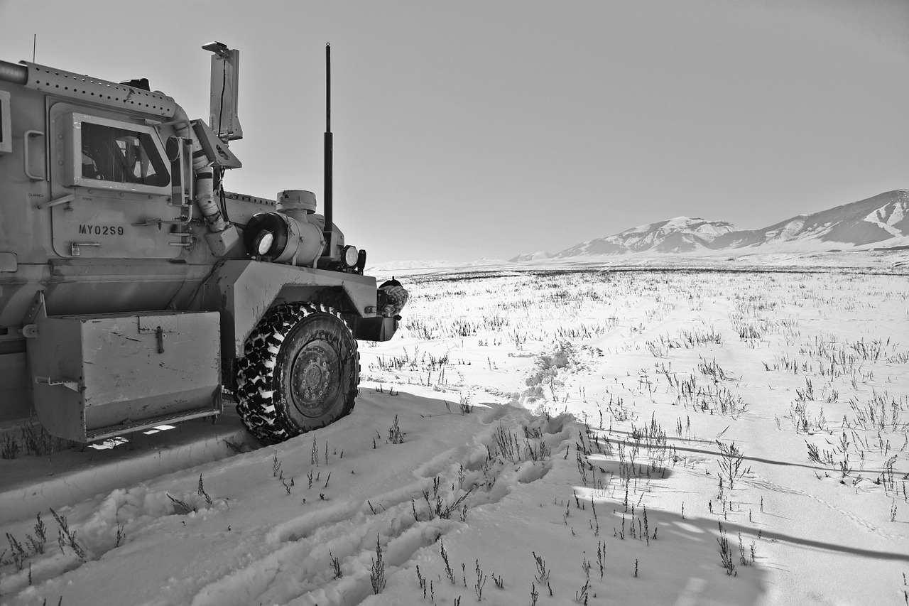 winter army patrol free photo