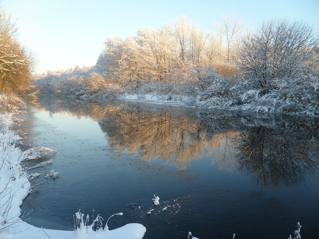 winter beautiful snow free photo