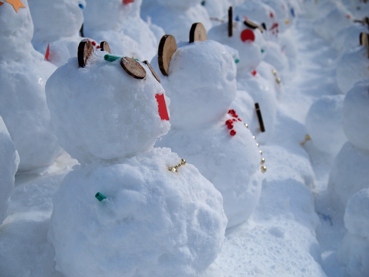 winter snowman japan winter free photo