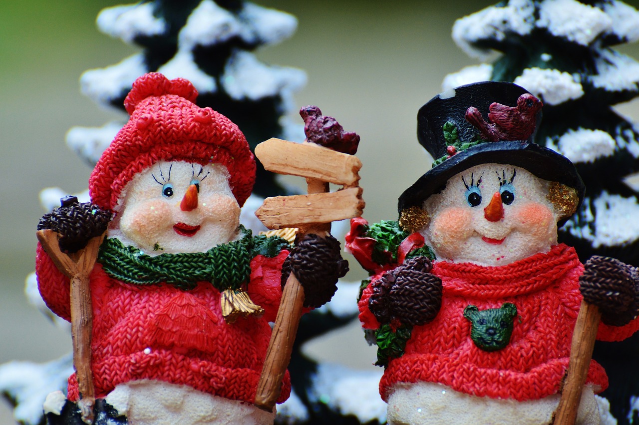 winter snow man figure free photo