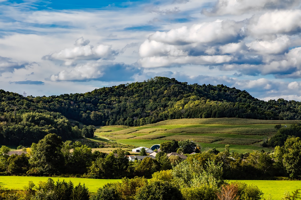 wisconsin hills sky free photo