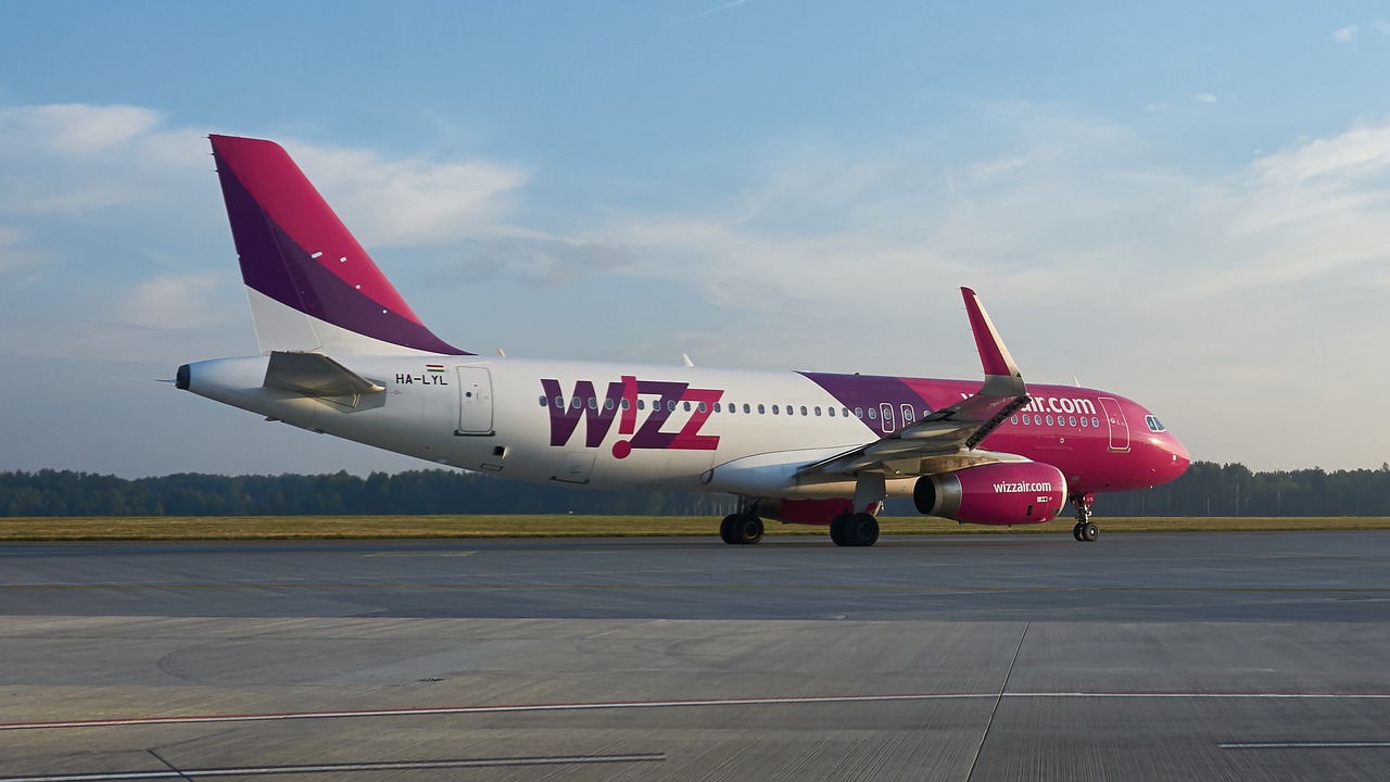 wizz wizzair the plane free photo