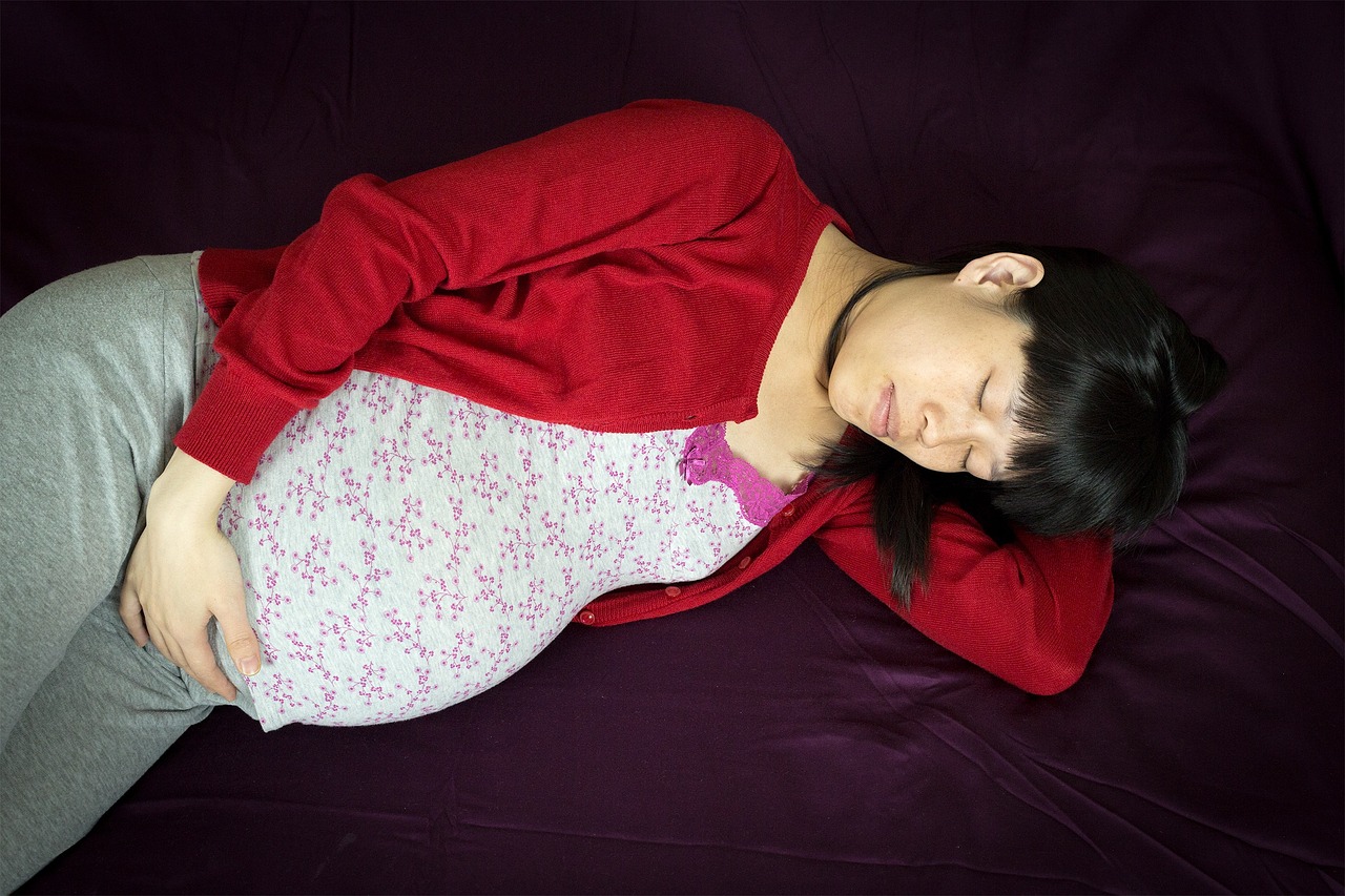 woman pregnant asian free photo