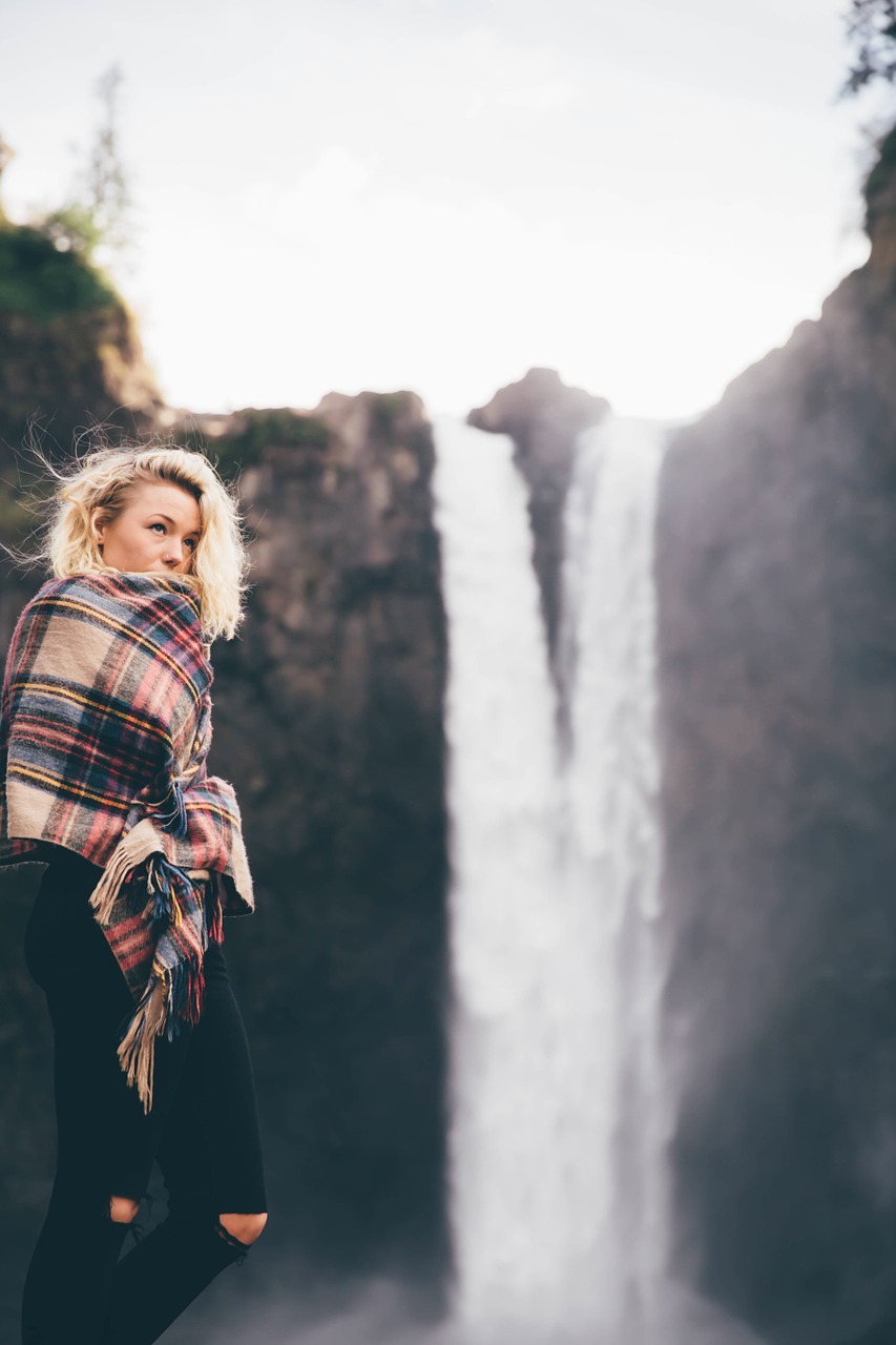 woman waterfall shawl free photo