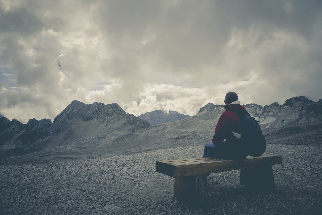 woman break mountains free photo