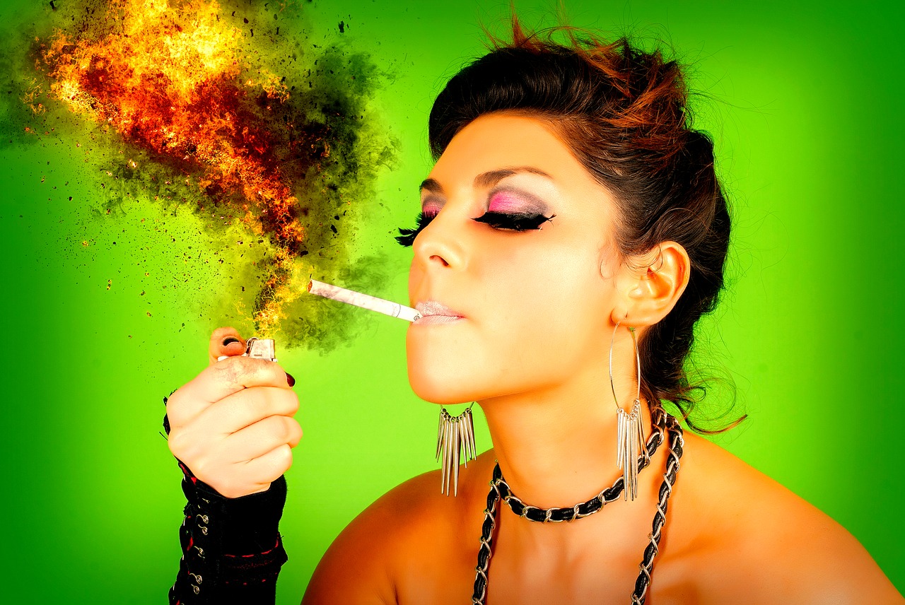 woman head smoking free photo