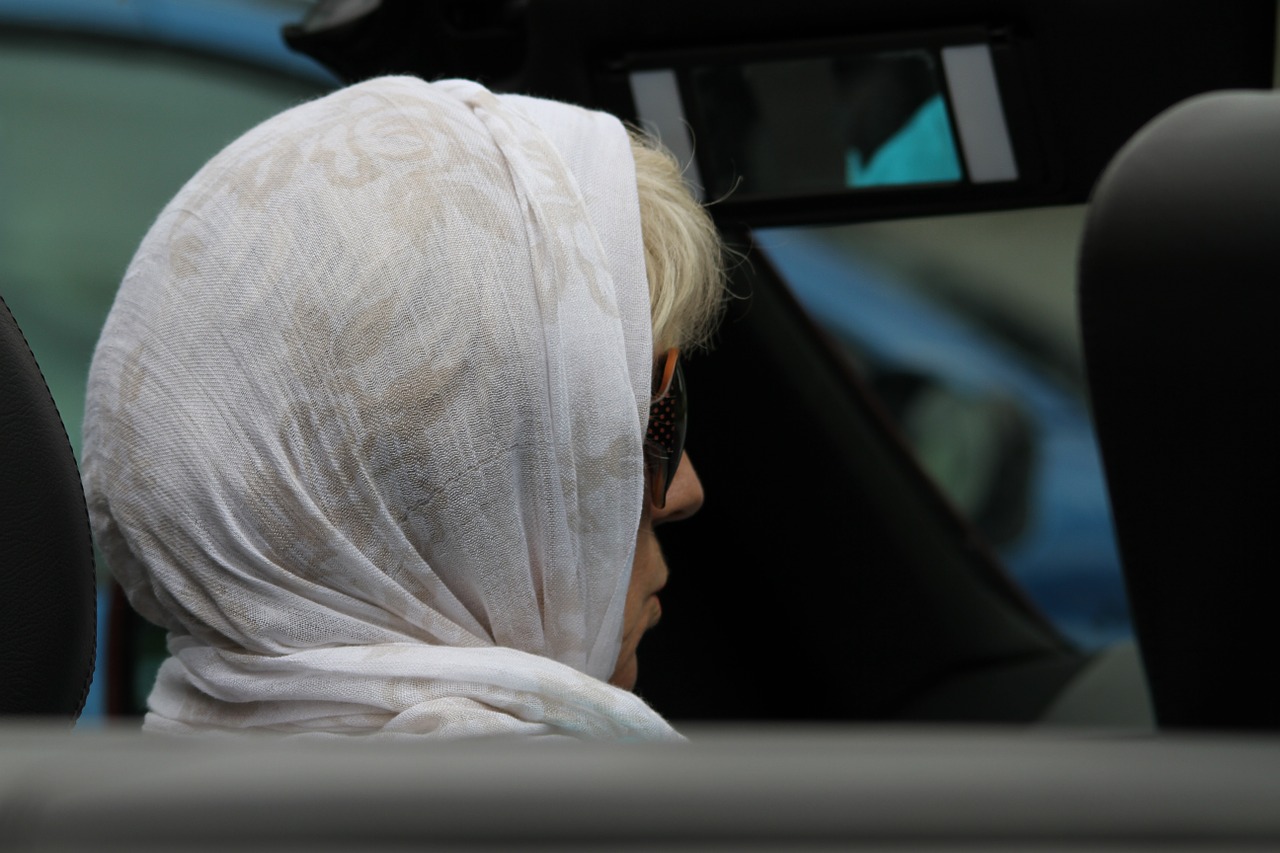 woman headscarf person free photo