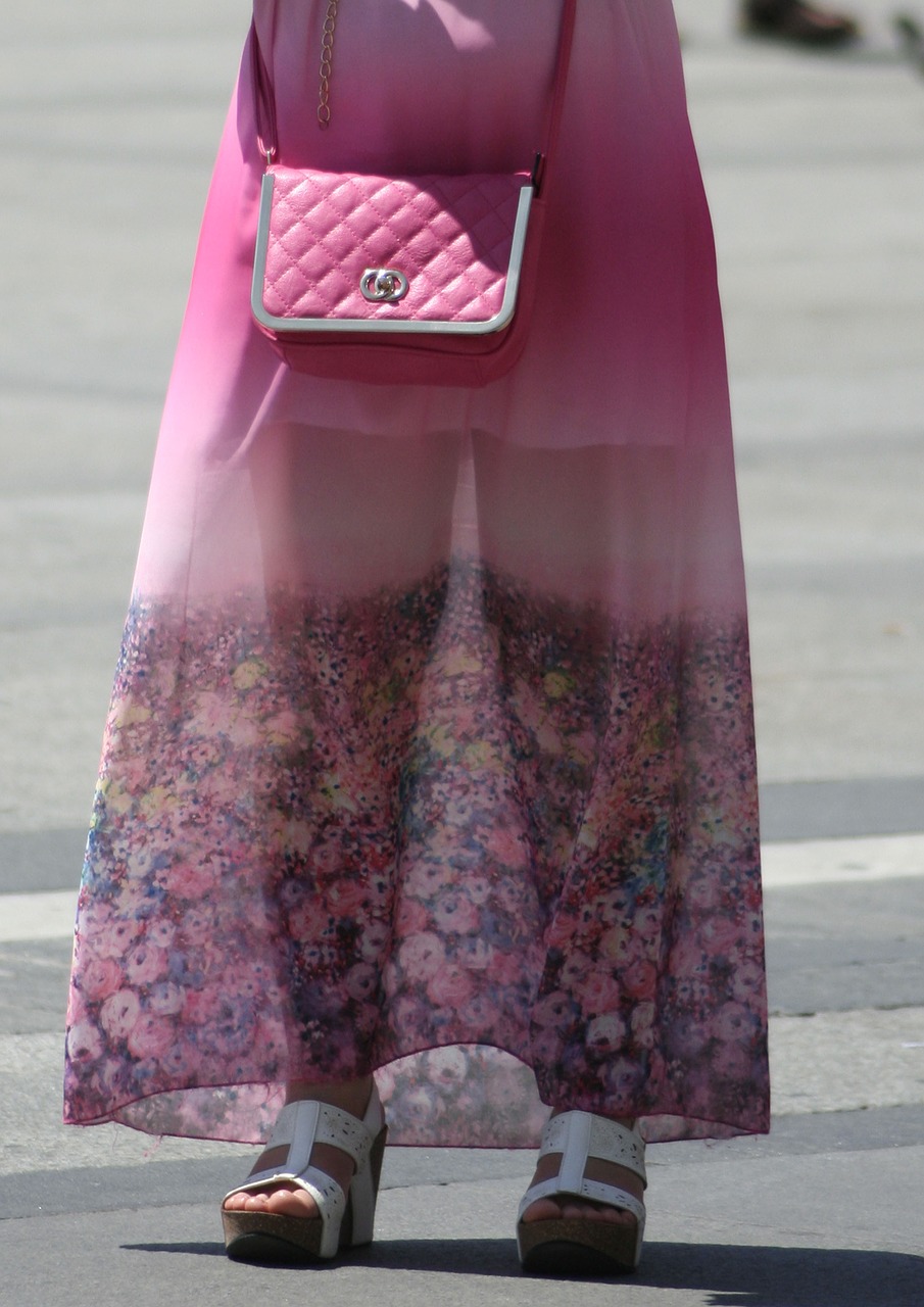 woman pink handbag free photo